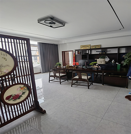 办公区照片3 上传.jpg 办公区照片3 上传.jpg