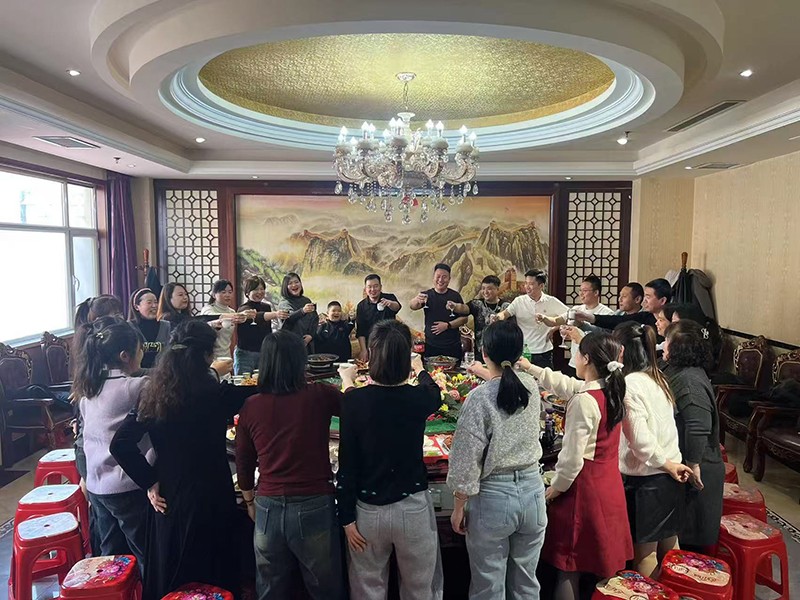 20250123 春节公司年会-会餐-上传.jpg 20250123 春节公司年会-会餐-上传.jpg