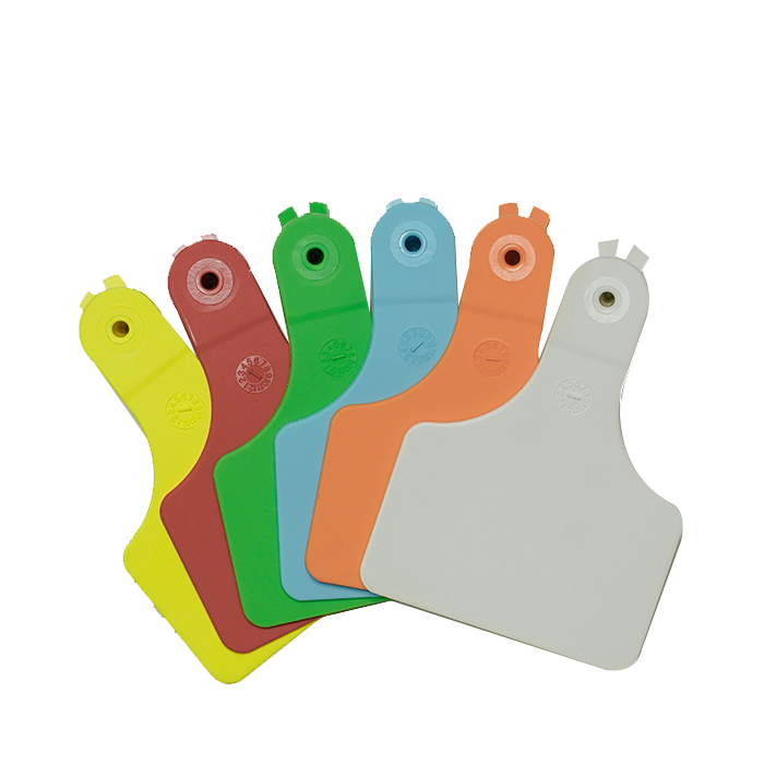 Etiquetas visuales para ganado de una pieza con punta negra grande