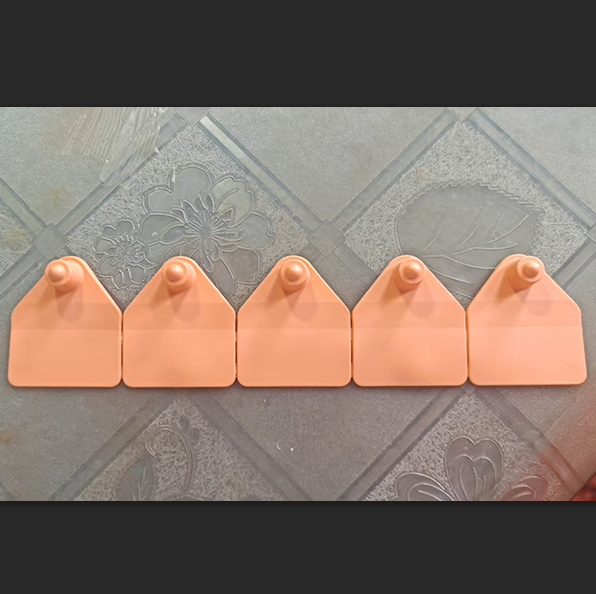 Medium-sized sealed shovel-shaped five-piece ear tags